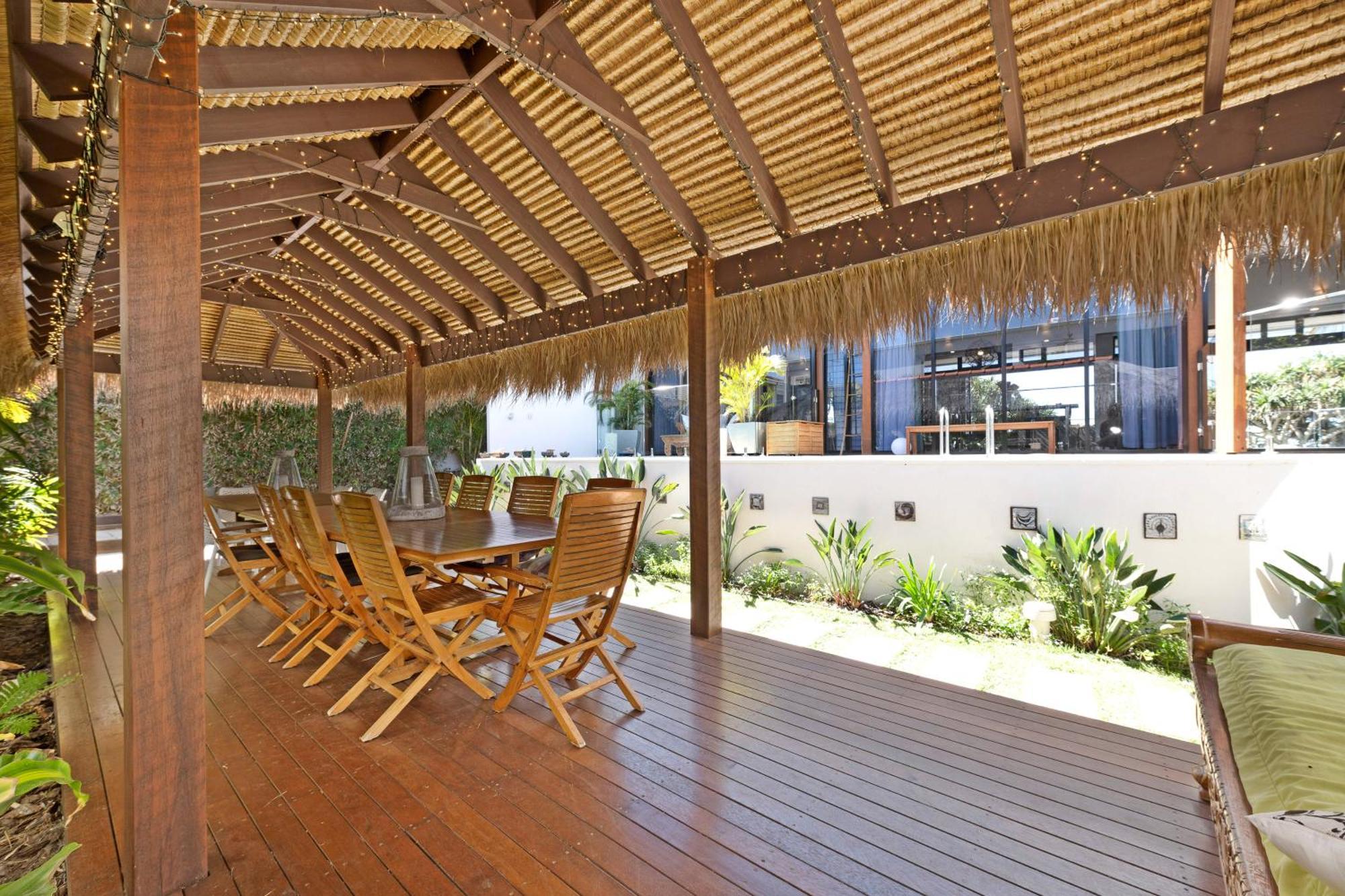 Hotel ZEN Beach Retreat Bargara Exterior foto